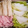 行列の定食屋さんの🍚豚バラ白菜とえのきのバタポン炒め🤩の工程1