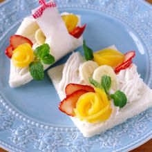 花束みたいなフルーツ＆デザート風☆サンドシナイッチ