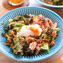 【ハムとレタスの和えるだけビビンバ】火を使わずパパッと完成！