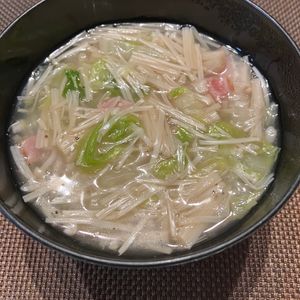 ミントミントの作ってみた!投稿(身体が芯から温まる♪『白菜とえのきの生姜とろみスープ』)