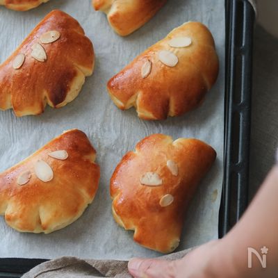 クリームパン。