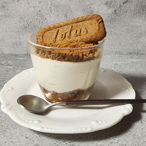 ナムディの作ってみた!投稿(まぜて冷やすだけ！材料５つで作る【ロータスチーズケーキ】)