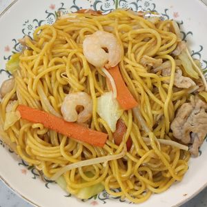 ひろりぃの作ってみた!投稿(『あるもので手軽に』絶品♡上海風焼きそば)