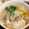 つるんとおいしい♡【豚肉とたっぷり野菜のワンタンスープ】の工程3