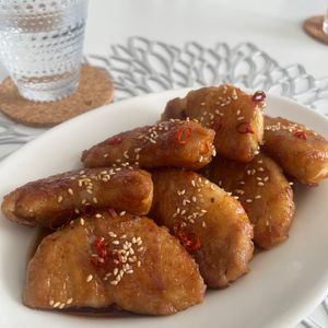 あやの作ってみた!投稿(ごはんが進む味付け!ジューシーな『新玉ねぎの甘辛肉巻き』)