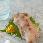 自宅で簡単！お刺身で作る『ぶりの昆布締め』