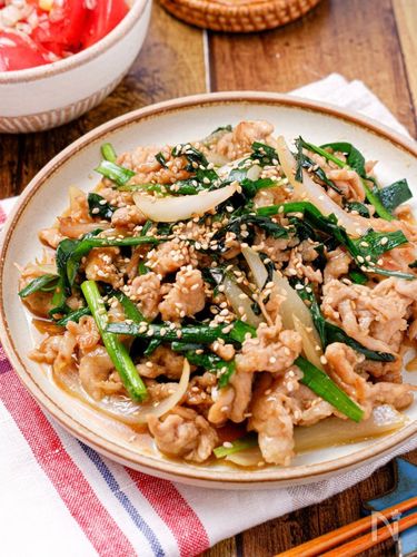 【作ってみた！で大人気】夏バテ気味の日に！「豚こまとにらのスタミナ甘辛炒め」ご飯がすすむ♪｜みんなの推しレシピ