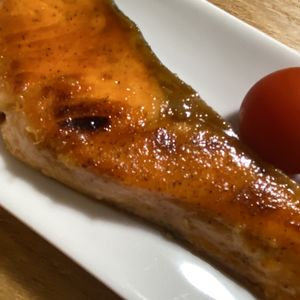 ゆっきぃの作ってみた!投稿(【鮭のムニエル*レモンバター醤油】食べてびっくりの美味さ!)