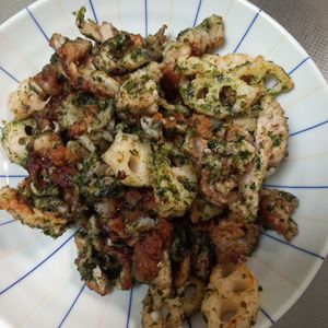 鶏皮坊主の作ってみた!投稿(【れんこんとチキンののり塩マヨ炒め】パパッと簡単！)