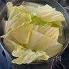 味付けこれだけ！手羽元と白菜のやさしい塩煮の工程4