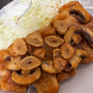 さきの作ってみた!投稿(最強に旨い！！ガッツリおかず『濃厚ソースの絶品トンテキ』)