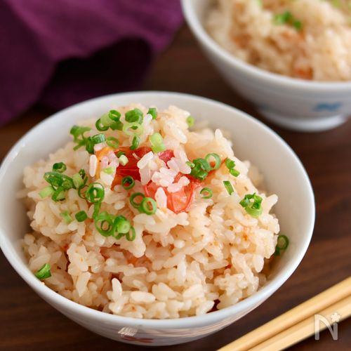 『トマトの鶏だし味噌炊き込みご飯』旨みがたっぷり！