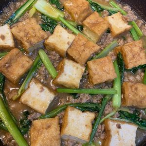 おかか昆布🍙の作ってみた!投稿(【厚揚げとニラの麻婆風炒め】ボリュームたっぷり✩ご飯が進む♪)