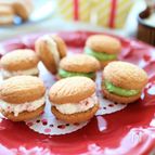 絶品２種のバタークリームサンド！いちご＆抹茶