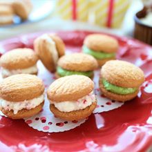 絶品２種のバタークリームサンド！いちご＆抹茶