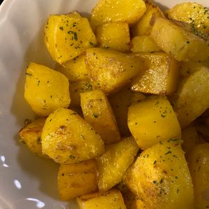 shironoの作ってみた!投稿(アンチョビレモンバターポテト♩簡単おつまみ！悶絶級の美味しさ)