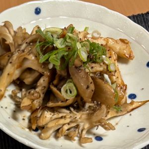 ゆっこの作ってみた!投稿(1番美味しい舞茸のソテー)