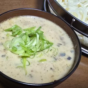月雪由翔の作ってみた!投稿(サバ缶で!ごまだれつけうどん)