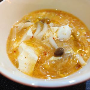 meguchiの作ってみた!投稿(とろ〜り美味しい♪キムチと豆腐のふわたまスープ)