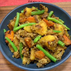 楽ラク手抜キッチン🐶🐾の作ってみた!投稿(【カレー肉じゃが】コクうま！ご飯にもおつまみにもよく合う！)