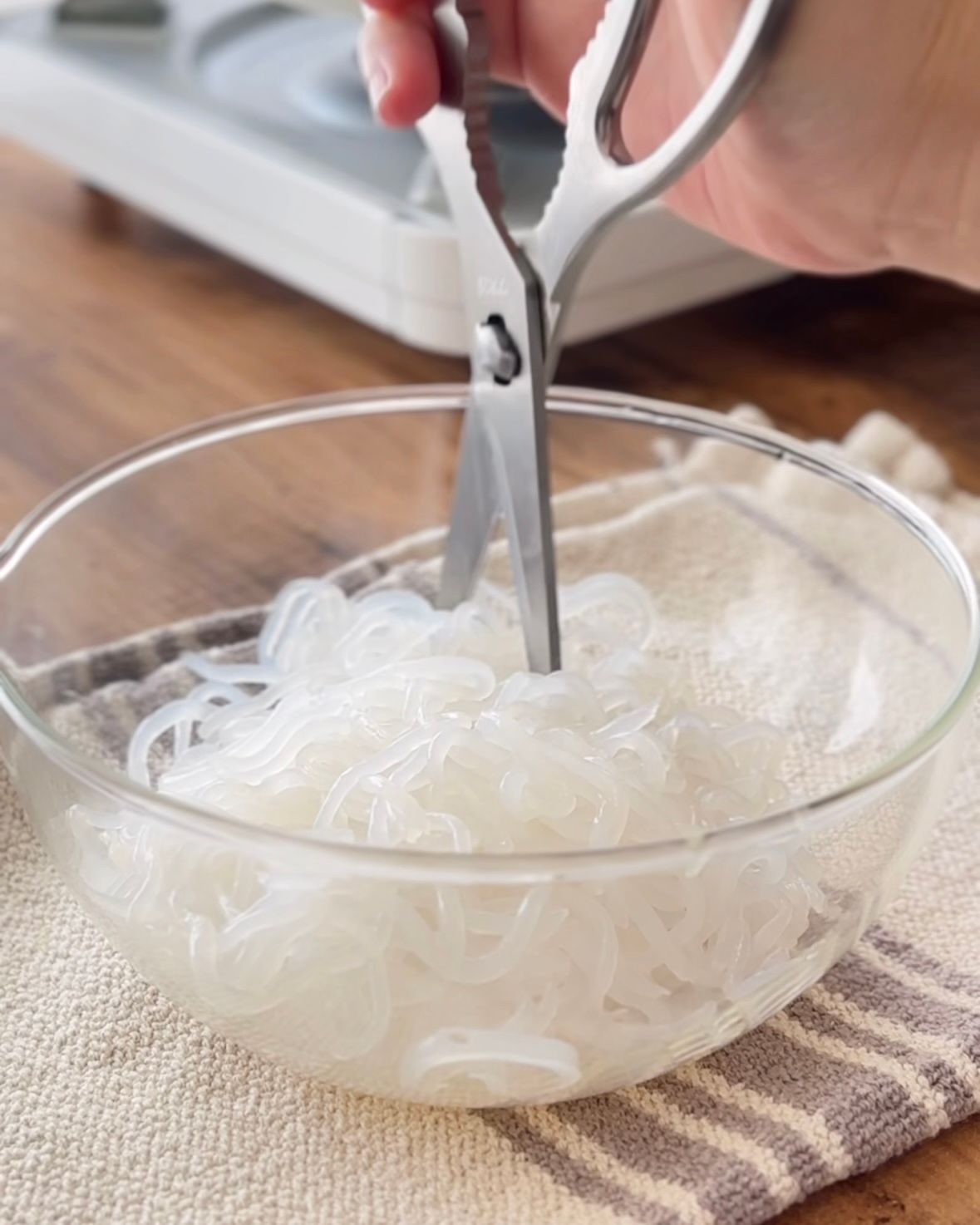 しらたきだけであと一品＊甘辛しらたき | レシピサイトNadia