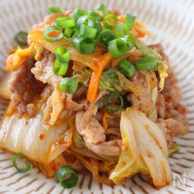 白菜と豚肉のキムチ炒め
