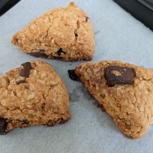 はなの作ってみた!投稿(ザクほろ!オートミールチョコスコーン【グルテンフリー】)