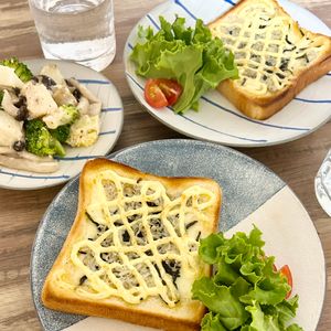 のりのり🐾🎀🤍の作ってみた!投稿(しらす嫌いさんも食べる！栄養満点しらす海苔チーズトースト)