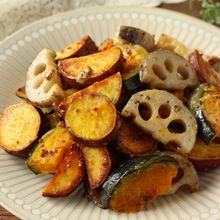 ハニーマスタードマヨで食べる【秋野菜のホットサラダ】