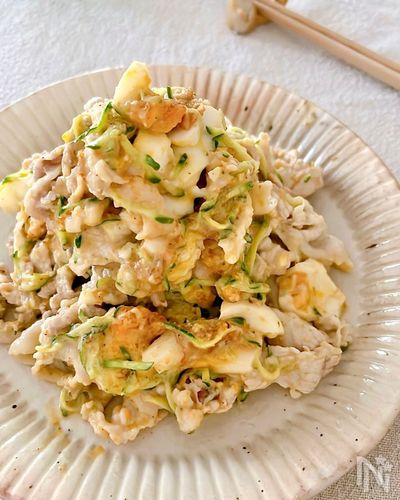 【驚異の1600万回再生】豚しゃぶ×卵で疲労回復!最強ごまだれの「やみつきごちそうサラダ」