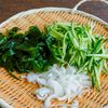 夏の定番オイネングッ(きゅうりの冷たいスープ)の工程1