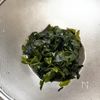 簡単！和えるだけ【きゅうりとわかめのやみつきツナサラダ】の工程2