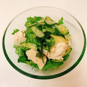 りんの作ってみた!投稿(焼肉屋さんのチョレギ豆腐サラダ【#タレが絶品】)