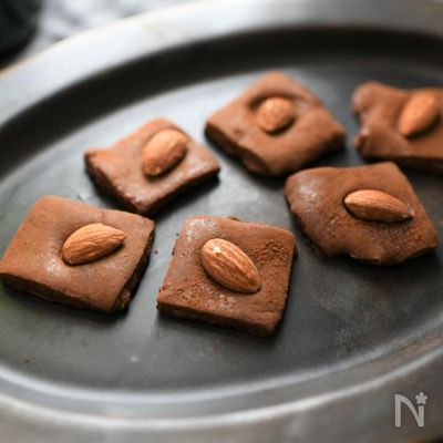 切り餅で簡単♪アーモンドチョコもち