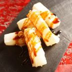 揚げ餅の黒蜜がけ