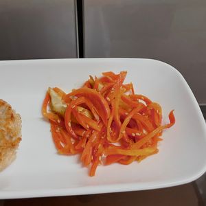 ケの作ってみた!投稿(ちくわとにんじんのうま塩きんぴら【#作り置き #お弁当】)