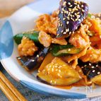 重ねて蒸すだけ♡『豚なすピーマンのスタミナ♡味噌チリ炒め』