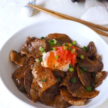 北海道帯広名物！がっつり豚丼【スタミナ丼・漬け込み不要】