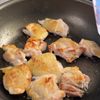 鶏肉のしみしみ肉豆腐（フライパンで簡単）の工程1