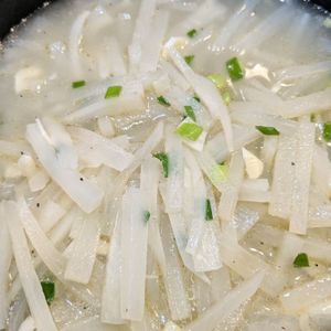 かぬれの作ってみた!投稿(とろとろ大根のうま塩煮【#作り置き #煮るだけ #やみつき】)