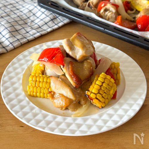 食欲そそる♪夏野菜とジューシーチキンのバター醤油焼き