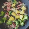 ベーコンと野菜のトマトクリームグラタンの工程2