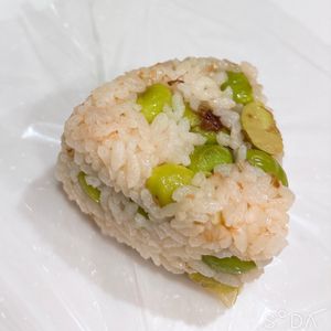enuchanの作ってみた!投稿(枝豆と鰹節のおにぎり)
