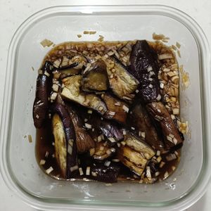 小野加代の作ってみた!投稿(【冷やし焼き茄子の、ねぎまみれ】子供爆食い/作り置き/絶品)