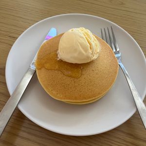 お腹空いたねこの作ってみた!投稿(簡単！ふわふわふっくら♩油分少し！【米粉パンケーキ】)