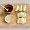 醤油麹だれがとろりと絡む♩こんがり玉ねぎとトンテキの工程1