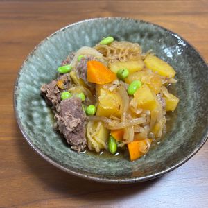 こむぎの作ってみた!投稿(和食の王道！基本の肉じゃが♩昔ながらのシンプルで優しいお味)