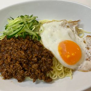 (・∀・)コロンの作ってみた!投稿(きのこたっぷりで腸活にも♩カレー風味ジャージャー麺)