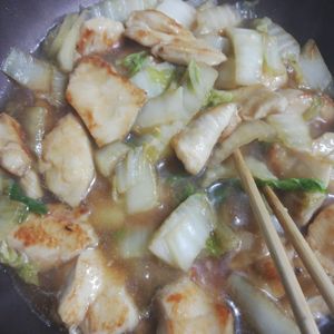 翔ママの作ってみた!投稿(【鶏むね肉と白菜の旨とろ煮】鶏むね肉×白菜の簡単節約おかず！)