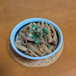 ゆきまる🐬🫧の作ってみた!投稿(包丁＆まな板いらず♪常備菜に♪『豚こまとエリンギのしぐれ煮』)
